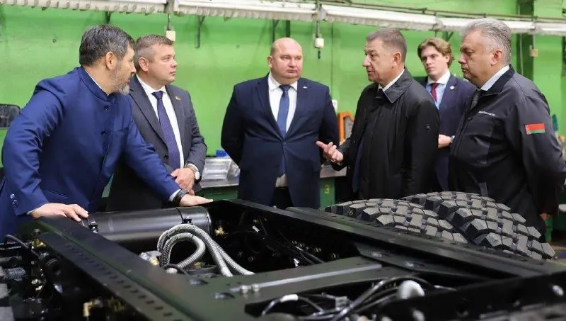 МАЗ провёл испытания кабины КАМАЗ К5 для своих тягачей
