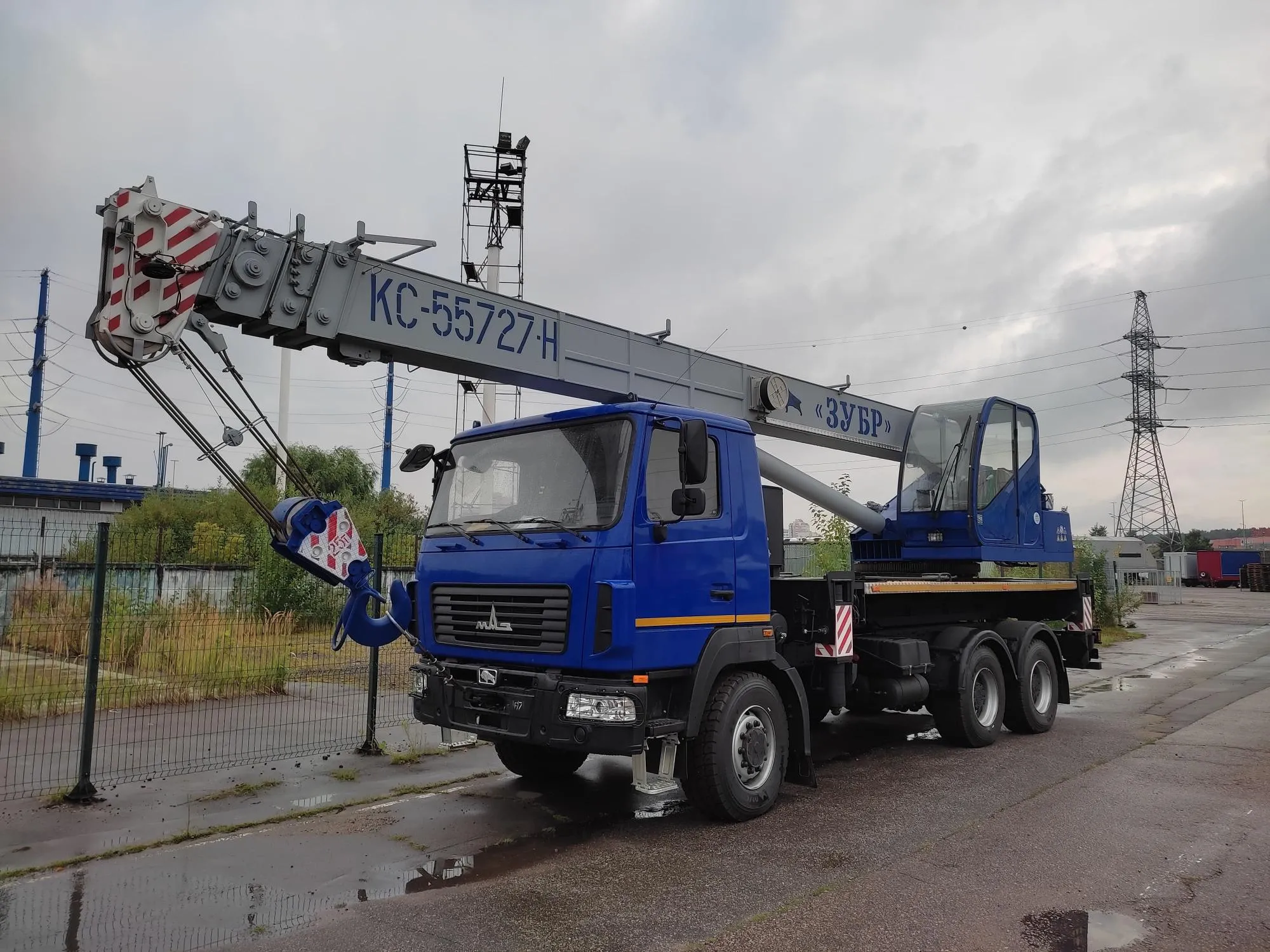 Автокран МАЗ КС-55727-Н-12